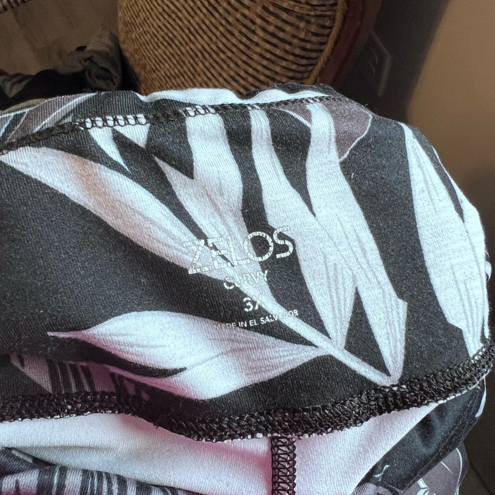 Black and white leggings